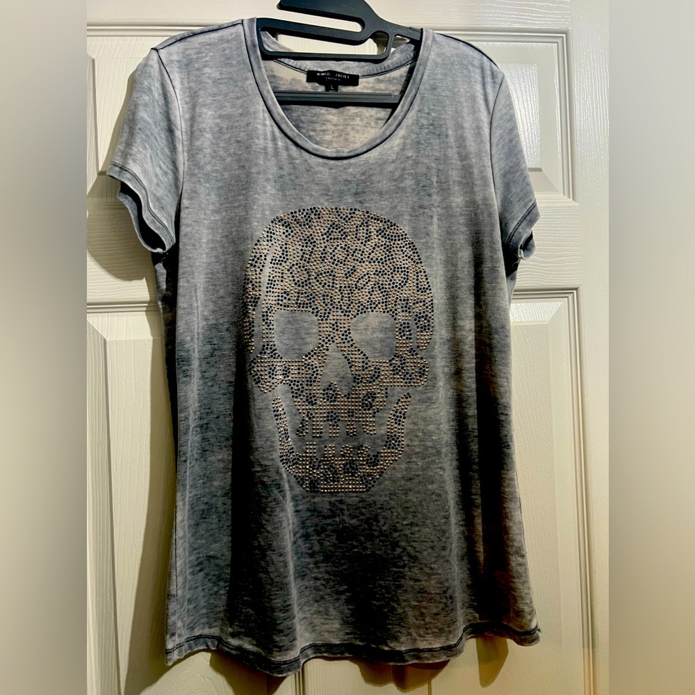 Short sleeve tunic A Line studded skull face top